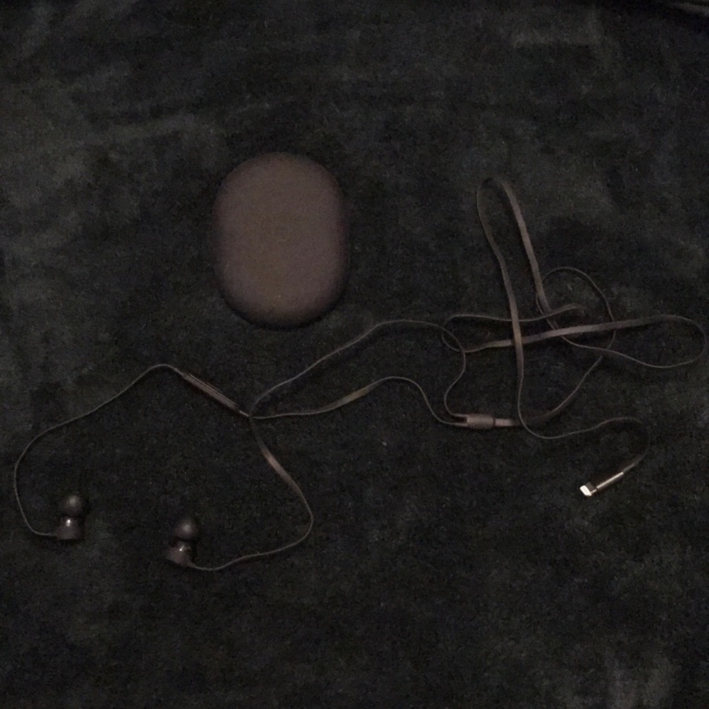 Beats headphones with silicone case